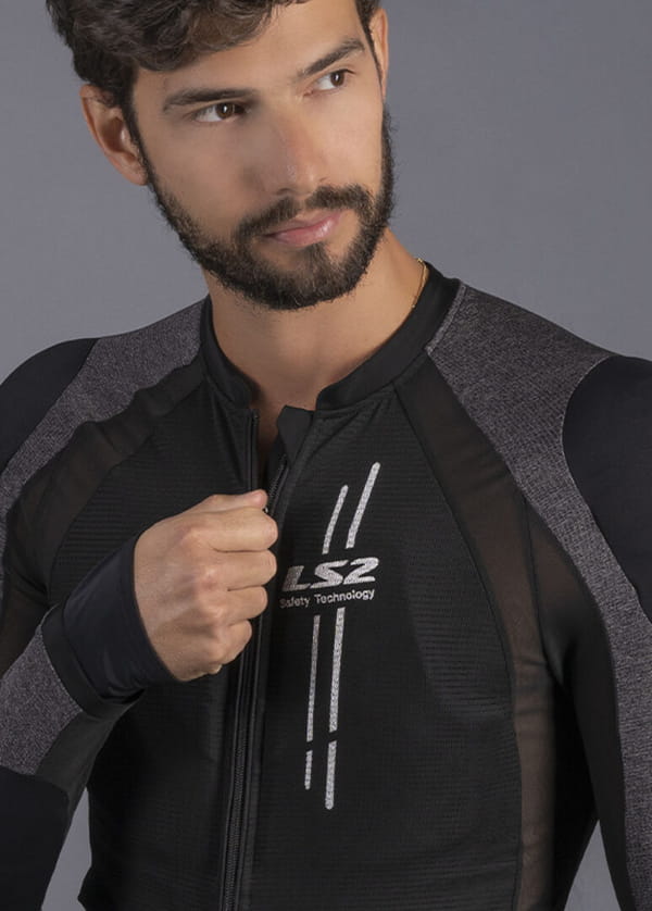 Cuello de tejido Spandex de gran confort en la chaqueta LS2 X-Armor